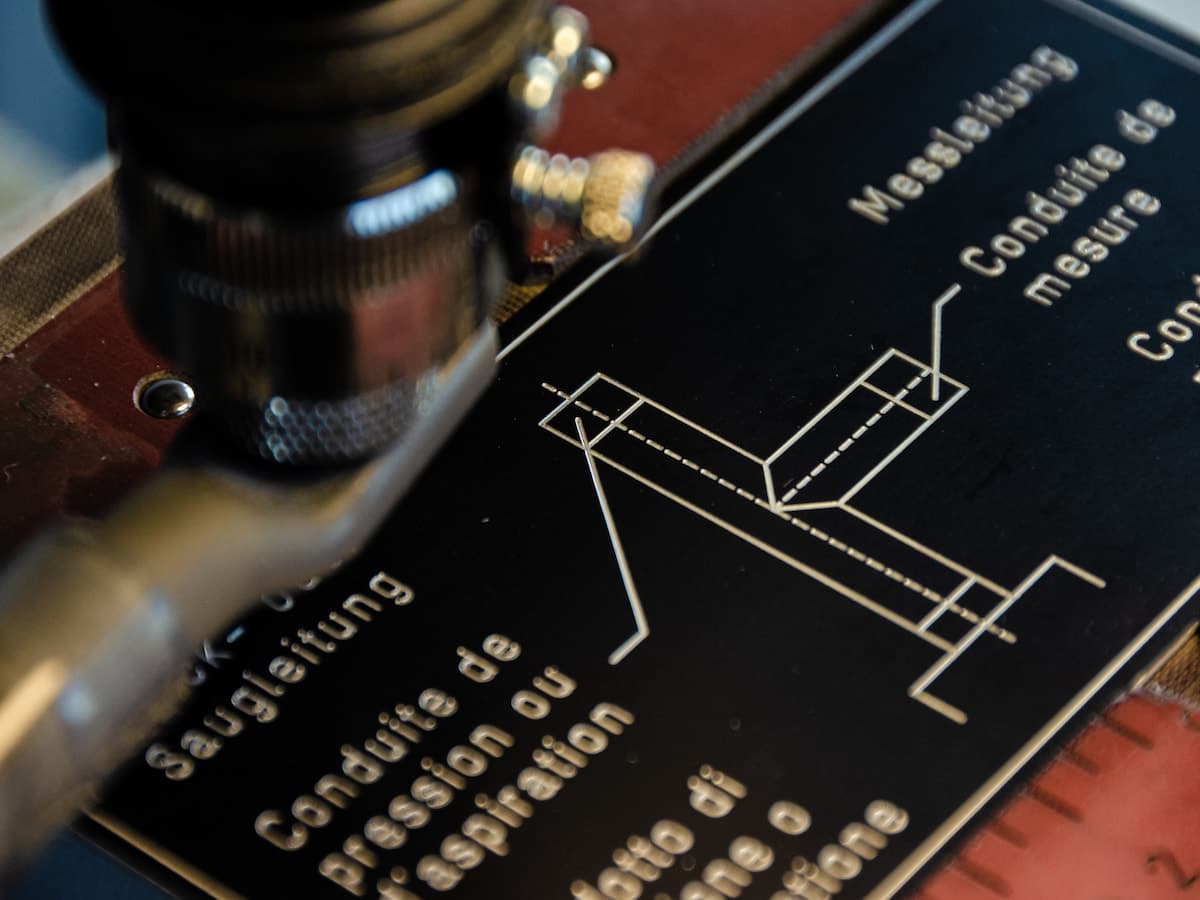 CNC graviertes Leitungsschema