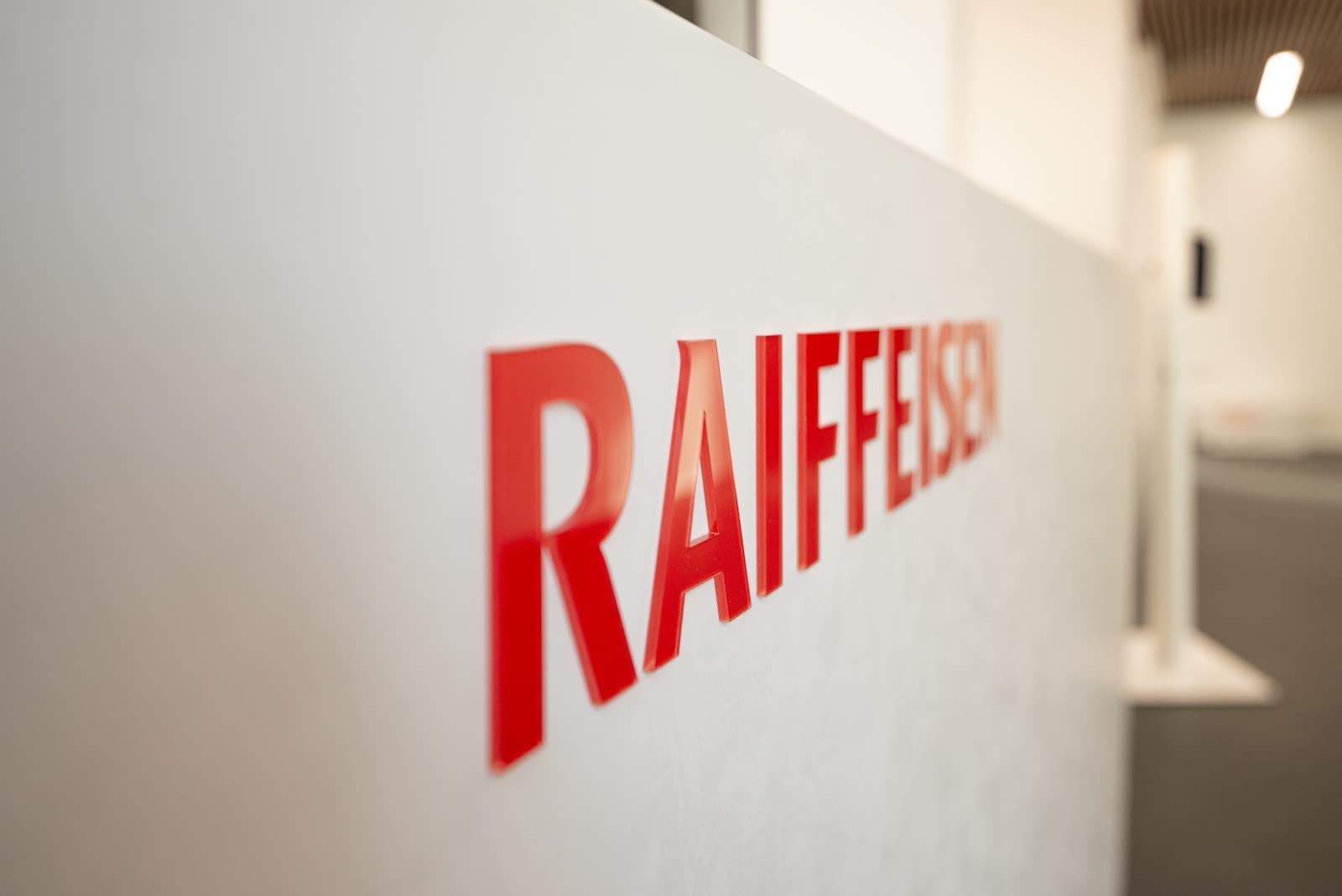 Raiffeisen Schriftzug
